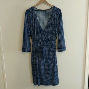 Jones New York Signature Woman V-Neck Dress